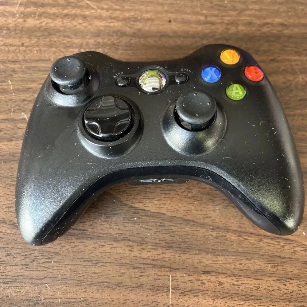 Microsoft Xbox 360 Wireless Controller - Glossy Black